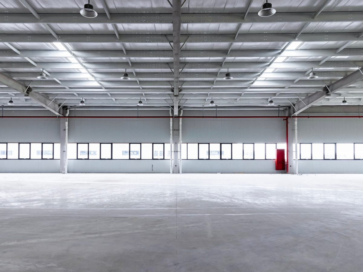 Empty,Factory,Interior,Warehouse,Building
